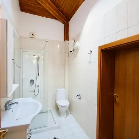 Casa de hóspedes къща за гости,, зафир,, Sófia