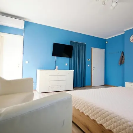 къща за гости,, зафир,, Pensiune *